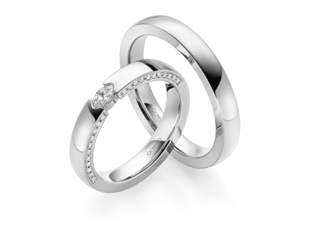 acredo 一詞代表著現代的、強大且富有表現力、優雅與一絲的恬然感。